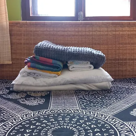 Kisfaludy House *