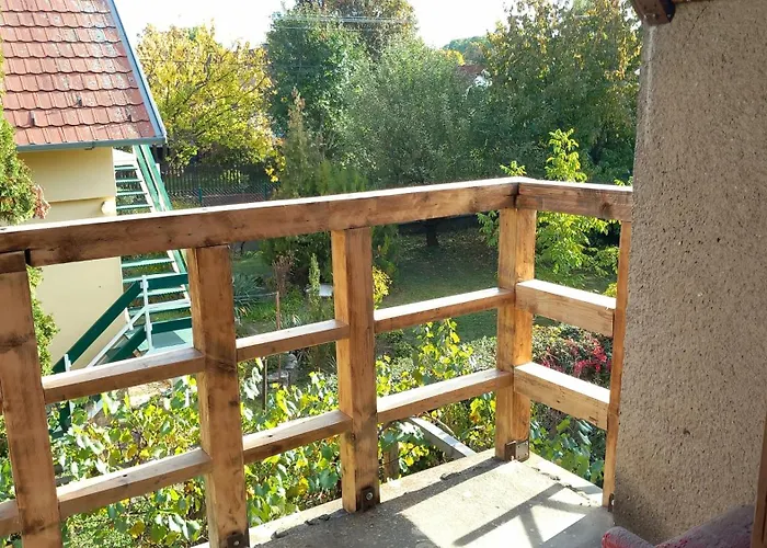 Kisfaludy House Apartmán *